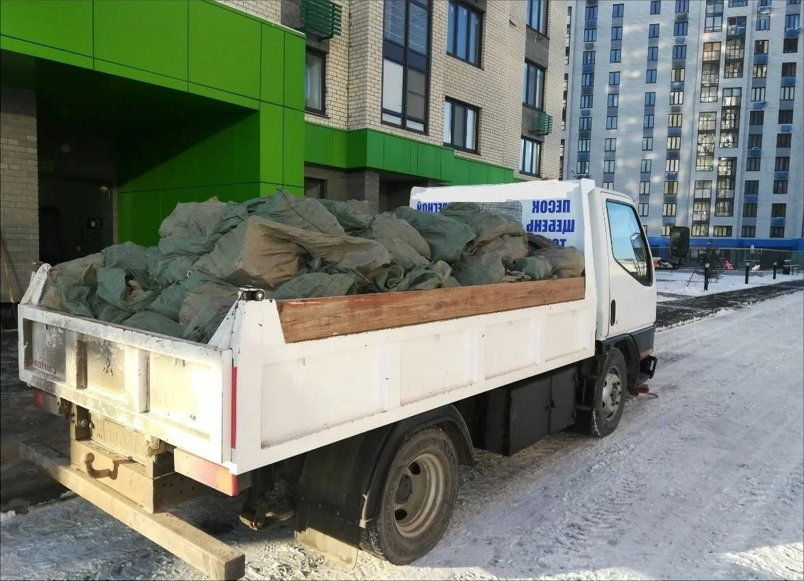 Вывоз мусора грузовым фургоном 3 тонны в Верхнем Уфалее — цена от 1382 руб., ПроМусор