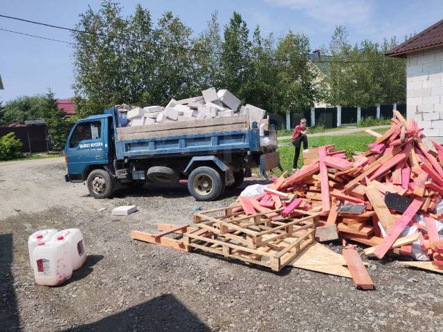 Вывоз мусора с чердака в Верхнем Уфалее в октябре
