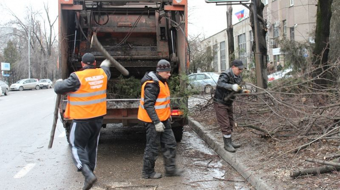 Уборка после стихийного бедствия в Верхнем Уфалее от 2917 руб